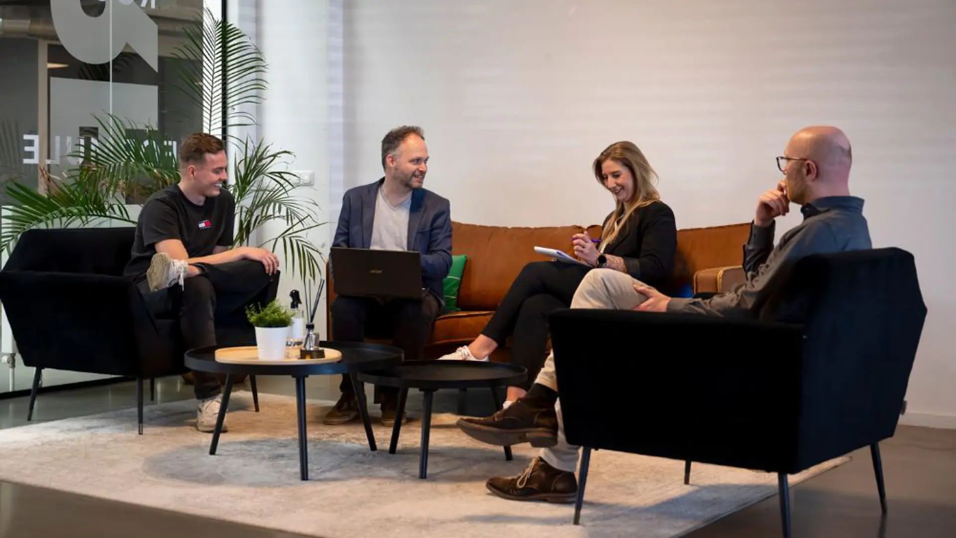 Bezoekers uit AI-zoekmachines helpt je bronpagina ze verder.jpg